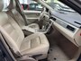Volvo V70 2.5FT Momentum Incl. BTW, leder, trekhaak, electr. klep, verw. stoelen..
