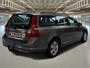 Volvo V70 2.5FT Momentum Incl. BTW, leder, trekhaak, electr. klep, verw. stoelen..