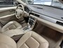 Volvo V70 2.5FT Momentum Incl. BTW, leder, trekhaak, electr. klep, verw. stoelen..