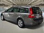 Volvo V70 2.5FT Momentum Incl. BTW, leder, trekhaak, electr. klep, verw. stoelen..