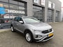Volkswagen T-Roc 1.0 TSI 110 pk Life | Airco | Parkeersensoren | Apple Carplay |