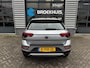 Volkswagen T-Roc 1.0 TSI 110 pk Life | Airco | Parkeersensoren | Apple Carplay |