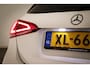 Mercedes-Benz A-klasse 180 Business Solution AMG Night Upgrade | HALF LEDER | STOELVERWARMING | APPLE | SFEERVERLICHTING