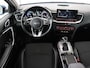 Kia Ceed 1.6 GDI PHEV DynamicPlusLine | SOH 100% | Stoel & stuurverwarming | Trekhaak | Half leder | Carplay | Camera | Keyless | Full LED | Navigatie | Adaptive cruise | Climate control | Bluetooth | Plug In
