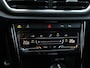 Volkswagen T-Roc 1.5 TSI R-Line 150PK DSG | Led | Camera | Navigatie | Side assist | Keyless | Spiegelpakket