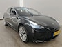 Tesla Model 3 60 kWh 238pk Standard RWD Plus | SOH 86% | Trekhaak | 19" Velgen | Solid Black | Black Interior