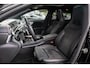 Mercedes-Benz CLA Shooting Brake 180 Business Solution AMG | Panoramadak | Stoelverwarming | Apple Carplay/Android Auto | Elektrische Achterklep | Camera | AMG-styling | Achteruitrijcamera | Buitenspiegels elektrisch verstelbaar