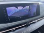 Nissan Ariya Evolve 91 kWh / Elektrische Schuif/Kantel Dak / Apple Carplay&Android Auto / Trekhaak (750 KG) / Adaptieve Cruise Control / 360 Camera / Alle Stoelen&Stuur Verwarming / Keyless Entry/Start / Elektrische Achterklep / Memory Seats /