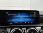 Mercedes-Benz A-klasse 160 Business Solution Luxury Ledkoplampen | Sfeerverlichting |Stoelverwarming | Licht- en zicht pakket | Parkeerpakket met achteruitrijcamera. Inclusief 24 maanden Mercedes-Benz Certified garantie voor Europa.