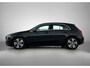 Mercedes-Benz A-klasse 160 Business Solution Luxury Ledkoplampen | Sfeerverlichting |Stoelverwarming | Licht- en zicht pakket | Parkeerpakket met achteruitrijcamera. Inclusief 24 maanden Mercedes-Benz Certified garantie voor Europa.