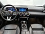 Mercedes-Benz A-klasse 160 Business Solution Luxury Ledkoplampen | Sfeerverlichting |Stoelverwarming | Licht- en zicht pakket | Parkeerpakket met achteruitrijcamera. Inclusief 24 maanden Mercedes-Benz Certified garantie voor Europa.