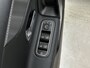 Mercedes-Benz A-klasse 160 Business Solution Luxury Ledkoplampen | Sfeerverlichting |Stoelverwarming | Licht- en zicht pakket | Parkeerpakket met achteruitrijcamera. Inclusief 24 maanden Mercedes-Benz Certified garantie voor Europa.