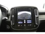 Volvo XC40 T2 Inscription | Stoel en stuurwielverwarming | Adaptieve Cruise control | Lederen bekleding | Parkeersensoren voor en achter | LED |
