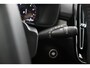 Volvo XC40 T2 Inscription | Stoel en stuurwielverwarming | Adaptieve Cruise control | Lederen bekleding | Parkeersensoren voor en achter | LED |
