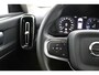 Volvo XC40 T2 Inscription | Stoel en stuurwielverwarming | Adaptieve Cruise control | Lederen bekleding | Parkeersensoren voor en achter | LED |