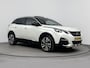 Peugeot 3008 1.6 HYbrid4 300 Première Pack | Panoramisch schuifkanteldak | Adaptieve cruise control | Luxe alcantara stoelen | Stoelverwarming |