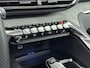 Peugeot 3008 1.6 HYbrid4 300 Première Pack | Panoramisch schuifkanteldak | Adaptieve cruise control | Luxe alcantara stoelen | Stoelverwarming |