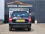 Skoda Fabia Combi 1.2 TSI Greentech Tour / Sportvelgen 15 inch / Airco / Dak Rails / Maandag tot Vrijdag van 9.00 tot 18.00 uur en Zaterdag tot 17.00 uur. Tel: 0553124386