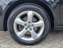 Skoda Fabia Combi 1.2 TSI Greentech Tour / Sportvelgen 15 inch / Airco / Dak Rails / Maandag tot Vrijdag van 9.00 tot 18.00 uur en Zaterdag tot 17.00 uur. Tel: 0553124386