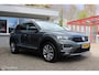 Volkswagen T-Roc 1.0 TSI Style Business, Trekhaak, Full Led, Achteruitrij camera, Android auto/Apple carplay, Parkeersensoren voor en achter, Cruise control adaptief
