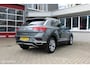 Volkswagen T-Roc 1.0 TSI Style Business, Trekhaak, Full Led, Achteruitrij camera, Android auto/Apple carplay, Parkeersensoren voor en achter, Cruise control adaptief