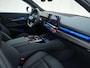 BMW M5 5-serie Touring |BTW-auto|B&W|pano|M-drive prof|iconic glow|carbon interieur|stoelverwarming & verkoeling|Apple Carplay