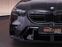 BMW M5 5-serie Touring |BTW-auto|B&W|pano|M-drive prof|iconic glow|carbon interieur|stoelverwarming & verkoeling|Apple Carplay