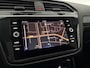 Volkswagen Tiguan 1.5 TSI R-Line Business+ Black Style | Pano | Sfeer | Virtual | Adap. Cruise | IQ Lights | Trekhaak | Carplay