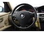 BMW 3-Serie Touring 318i Business Line Automaat - Cruise, Clima, Trekhaak