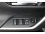 Toyota RAV4 2.5 Hybrid Bi-Tone | Electrisch schuifkanteldak | Trekhaak | 360 graden camera | Lederen bekleding |