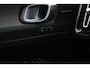 Volvo XC40 T5 Automaat Recharge Inscription | All-season banden | Elektrische bedienbare voorstoelen | Stoelverwarming | Parkeerverwarming | Parkeersensoren voor + achter | Volvo on Call | Harman Kardon Premium Audio | Dealeronderhouden | Lederen Bekleding