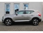 Volvo XC40 T5 Automaat Recharge Inscription | All-season banden | Elektrische bedienbare voorstoelen | Stoelverwarming | Parkeerverwarming | Parkeersensoren voor + achter | Volvo on Call | Harman Kardon Premium Audio | Dealeronderhouden | Lederen Bekleding
