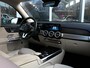 Mercedes-Benz GLB 250 4M Panoramadak | Distronic | Trekhaak