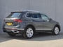 Volkswagen Tiguan 1.4 TSI eHybrid Elegance / Trekgewicht 1.800 kg / Stuur- & Stoel verwarming / Achteruitrijcamera / Adaptief cruise control / Elektrische achterklep / Apple Carplay Android Auto / Climate control / Draadloze telefoon lader /