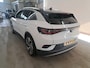 Volkswagen ID.4 77 kWh 204pk First Max | SOH 92% | Warmtepomp | Panoramadak | 21" Velgen | CarPlay | Stuur- en Stoelverwarming