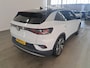 Volkswagen ID.4 77 kWh 204pk First Max | SOH 92% | Warmtepomp | Panoramadak | 21" Velgen | CarPlay | Stuur- en Stoelverwarming