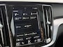 Volvo V60 T6 Twin Engine AWD Momentum Pro | Panoramadak | Harman Kardon | Head up Display | Lederen bekleding | Adaptieve Cruise Control | BLIS dodehoekdetectie | 360 graden camera