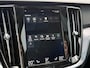 Volvo V60 T6 Twin Engine AWD Momentum Pro | Panoramadak | Harman Kardon | Head up Display | Lederen bekleding | Adaptieve Cruise Control | BLIS dodehoekdetectie | 360 graden camera