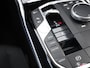 BMW 3-Serie 330e SPORTLINE / PANODAK / AMBIENTE / HIFI / TREKHAAK / 18"
