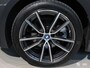 BMW 3-Serie 330e SPORTLINE / PANODAK / AMBIENTE / HIFI / TREKHAAK / 18"