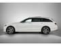 Mercedes-Benz E-klasse Estate 300 e AMG Line AMG Styling Inclusief 24 maanden Mercedes-Benz Certified garantie voor Europa.