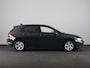 Volkswagen Golf 1.0 eTSI Life Business 110PK | Stuurwielverwarming | IQ light | Parkeersensoren |