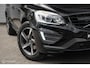 Volvo XC60 2.0 T5 AWD R-Design | LED | Stoelverw voor en achter | ACC | HUD | Camera | Harman Kardon | Voorklimatisering | Sport-chassis