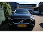 Volvo XC60 2.0 B4 Momentum Pro Business