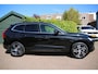 Volvo XC60 2.0 B4 Momentum Pro Business