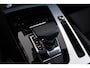Audi Q5 55 TFSI e S edition Adaptieve cruise control - Elektrisch verstelbare/verwarmde stoelen - Parkeerassistent - Assistentiepakket City/Parking - Sportstoelen - Achterbank plus - interieurvoorverwarming/ventilatie -