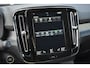 Volvo XC40 T4 Recharge R-Design | Verwarmbare voorstoelen en stuurwiel | Adaptieve cruise control | Achteruitrijcamera | Keyless | Elektrische voorstoelen | Elektrische achterklep |