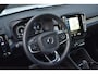 Volvo XC40 T4 Recharge R-Design | Verwarmbare voorstoelen en stuurwiel | Adaptieve cruise control | Achteruitrijcamera | Keyless | Elektrische voorstoelen | Elektrische achterklep |