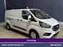 Ford Transit Custom 2.0 TDCI 130pk L2H1 Inrichting Euro6 Airco | Camera | LED | Apple Carplay | 2800kg Trekhaak | Cruisecontrol Android Auto, Verwarmde voorruit, Stoelverwarming, Parkeersensoren