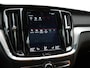 Volvo V60 T8 Twin Engine AWD Inscription PHEV 390pk | Panodak | Lederen Sportstoelen & Stuur Verwarmd | Apple Carplay | Navigatie | Cruise Control | Virtual | Achterbank Verwarmd | 18"L.M | Plug In Hybrid |